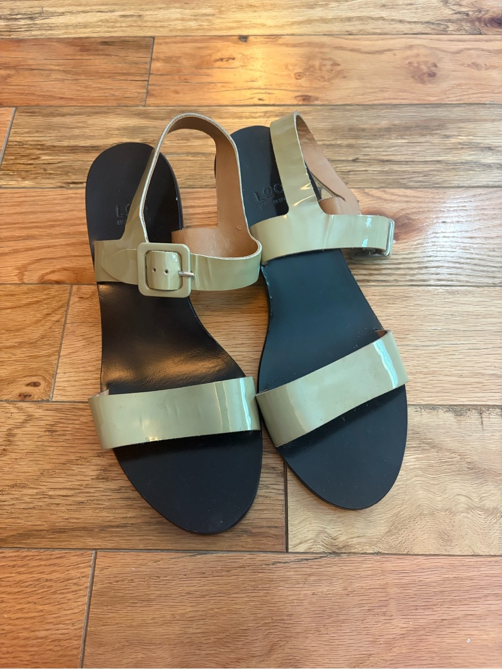 LoQ Altea Sandals - sage and black